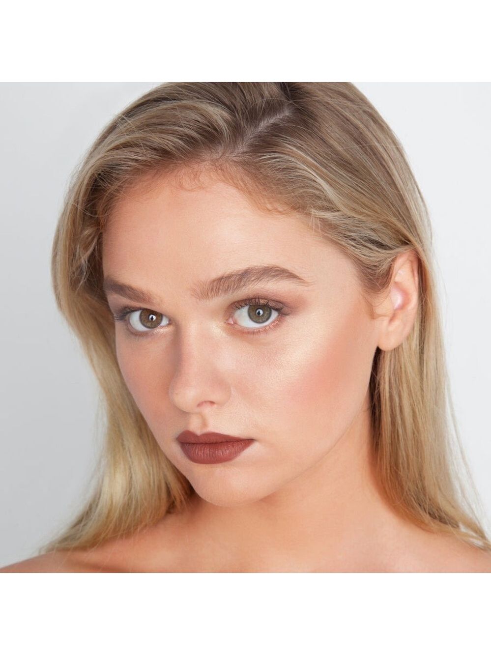 theBalm BAHAMA MAMA Bronzer Powder Matte | NEW | The Balm | Full Size - Picture 7 of 11